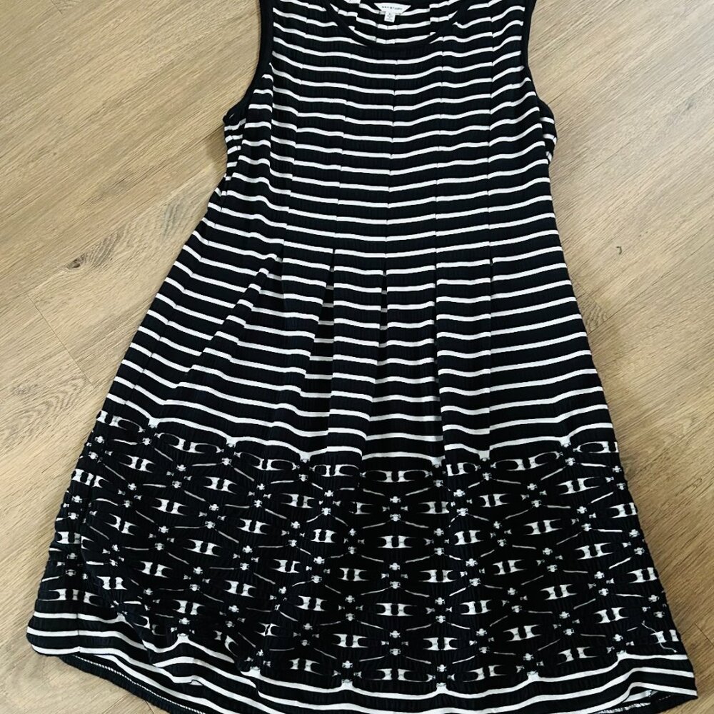 Max Studio Woman's Sleeveless Dress Size XL